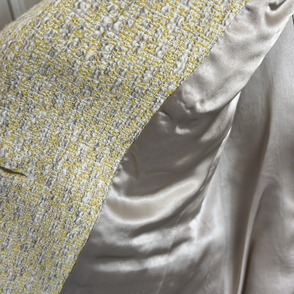 Anne Klein 2 Piece skirt Suit - Picture 7 of 12